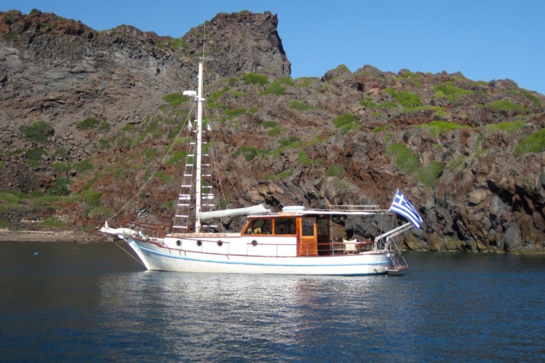 Caldera Traditional Semi-Private Sunset Trip (CY)